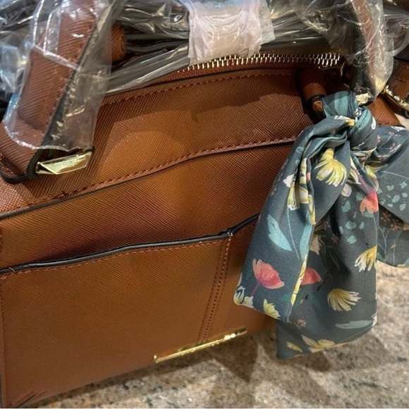 NWT Steve Madden Breese Crossbody Bag Brown - Picture 9 of 13